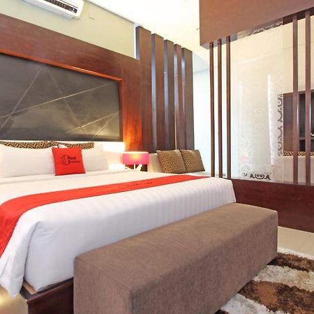 Reddoorz Premium Near Sleman City Hall Джокьякарта Экстерьер фото